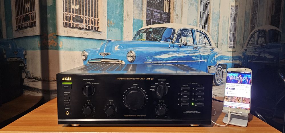 Akai AM 37 amplificator statie audio