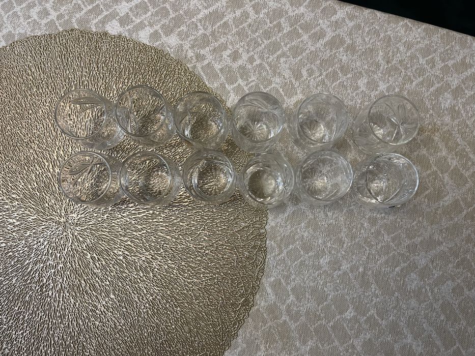 Продам рюмки набор