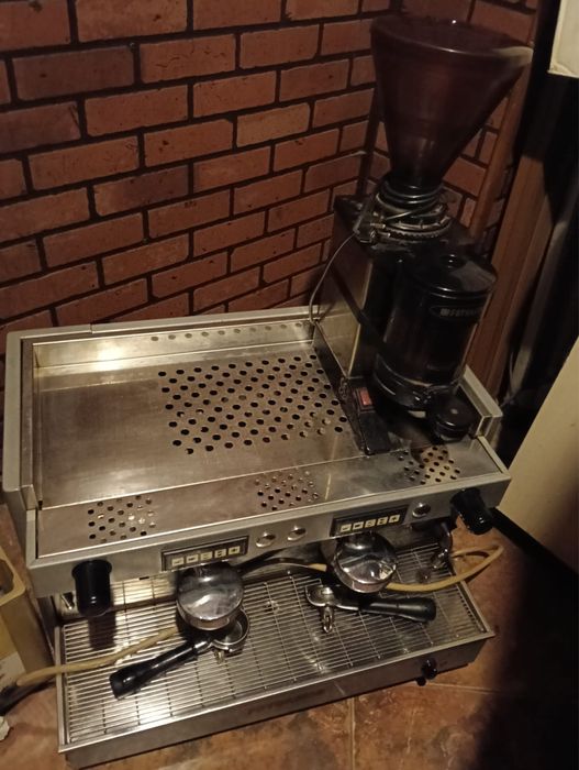 Espressor profesional + rasnita