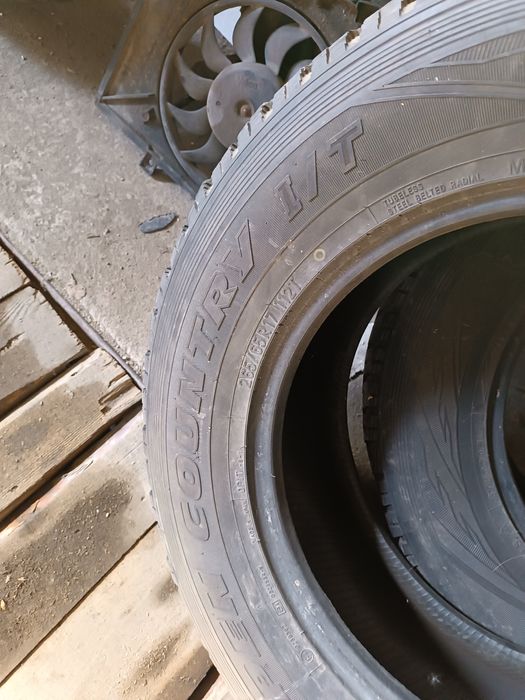 Шины TOYO 265*65*R17 (4 шт) б/у