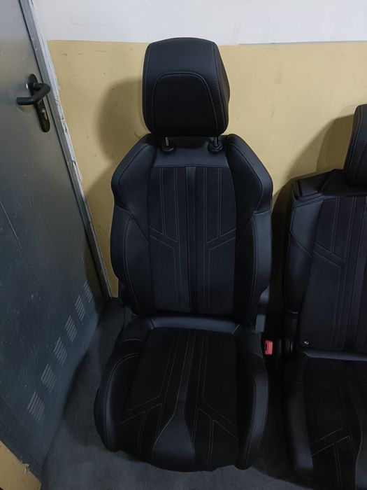 Interior Peugeot 5008