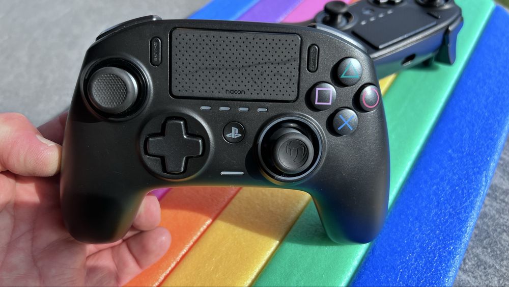 Gamepad NACON revolution pro controller 3 cu fir