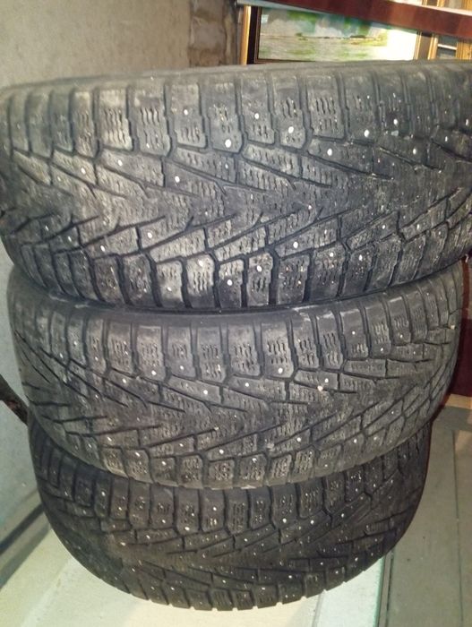Продам зимнюю резину