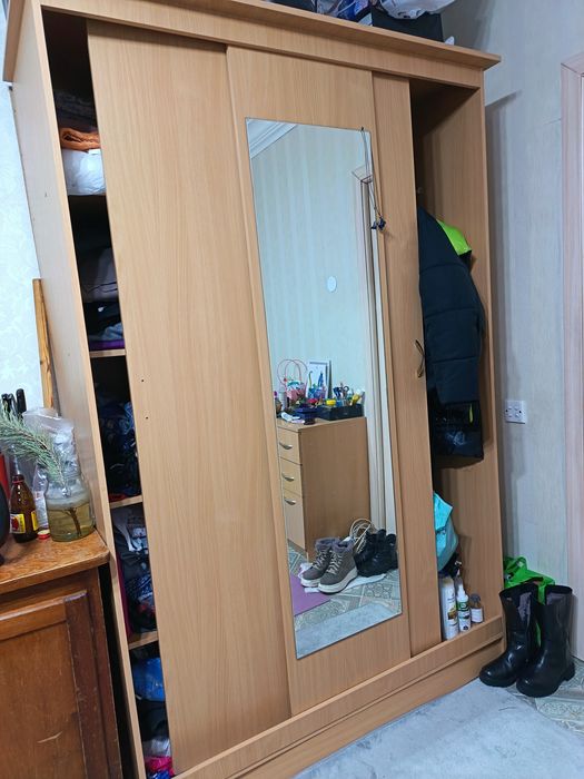 Шкаф продам, комод продам!