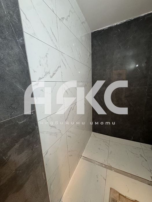 Едностаен апартамент в кв. Толстой