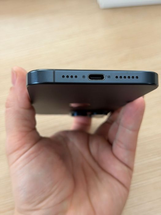 Iphone 15 Pro Max 256 Blue ingrijit