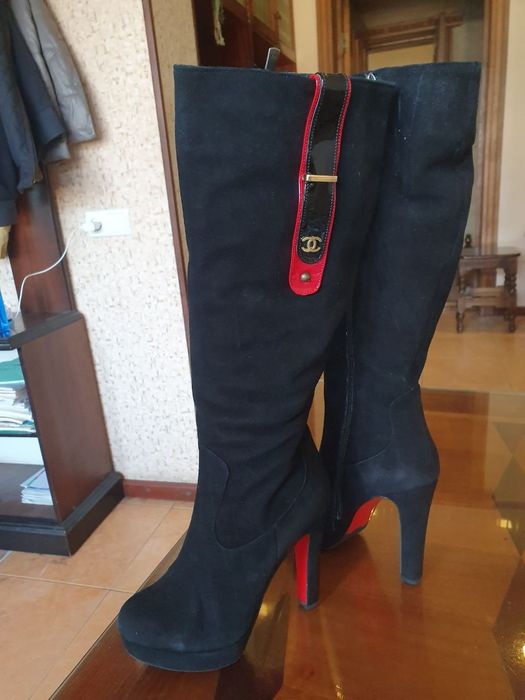 Продам новые ботфорты