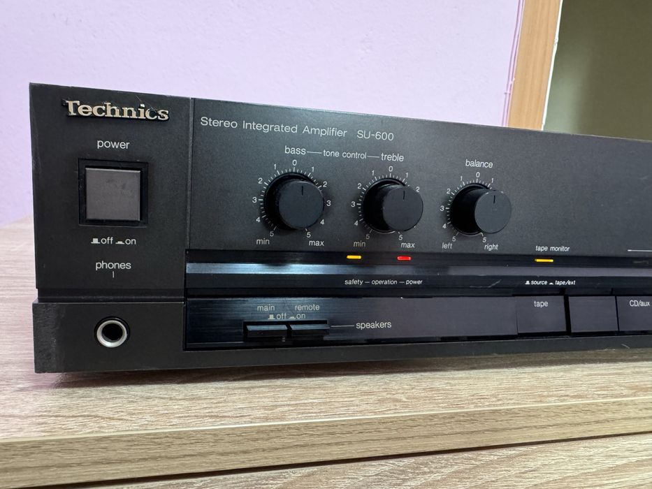 Technics SU-600 стерео усилвател