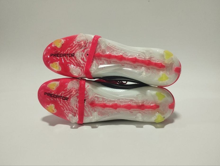 Футбольные бутсы Adidas Predator 2026. 40 размер. Новое