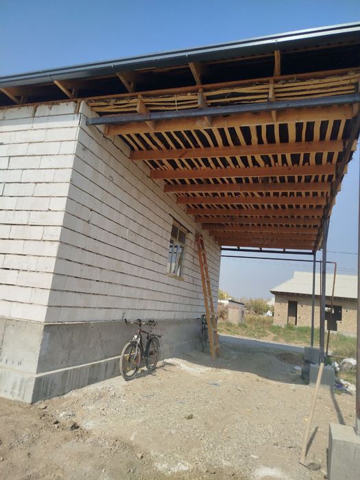 Срочно ховли уй сотилади