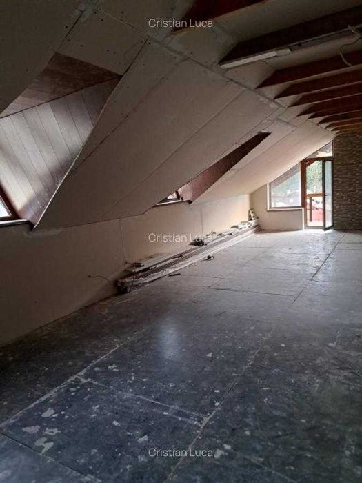 Apartament 3 camere, 100 mp, partia Calinderu