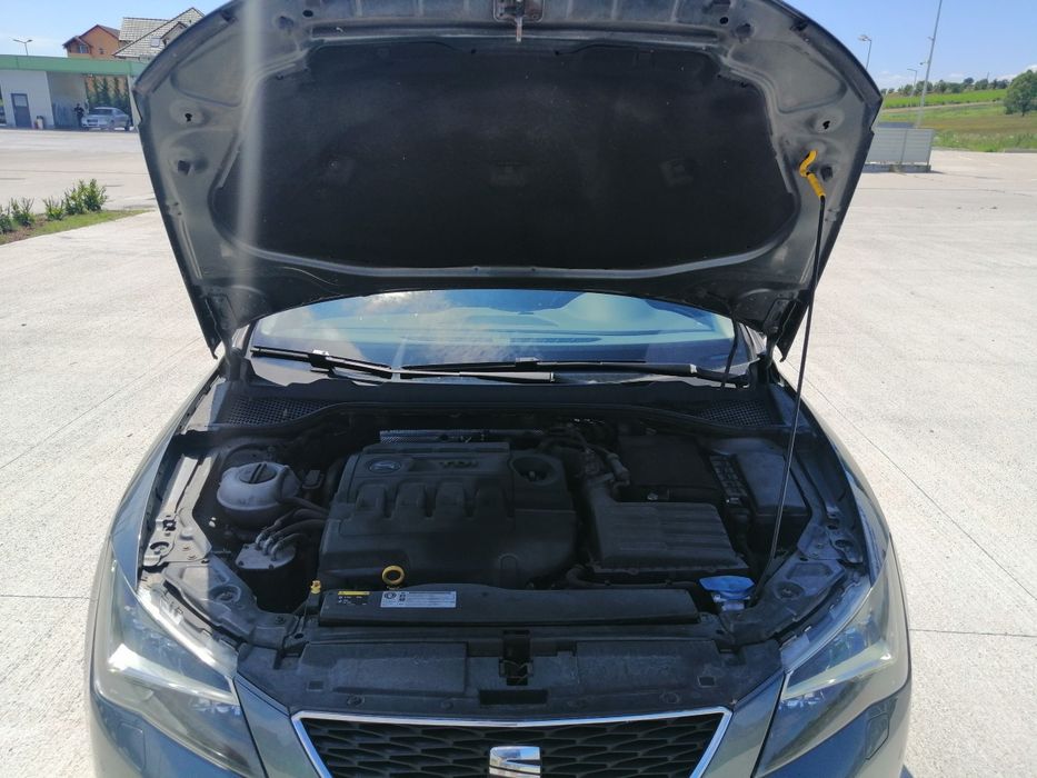 Seat Leon 1,6 automat DSG (vind s-au  schimb)