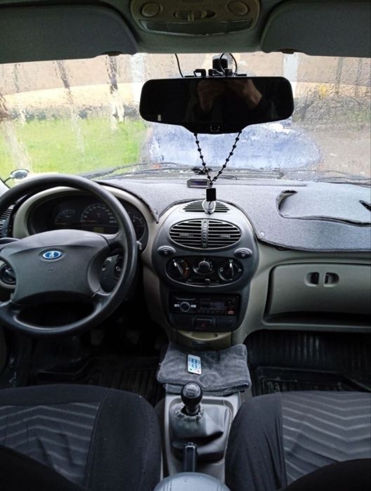 Lada Calina Хэтчбек