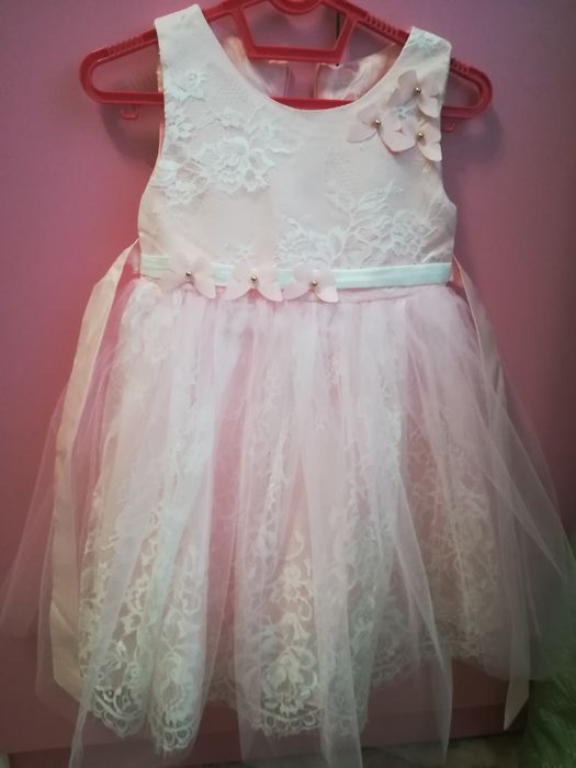 Нарядные платья праздничные