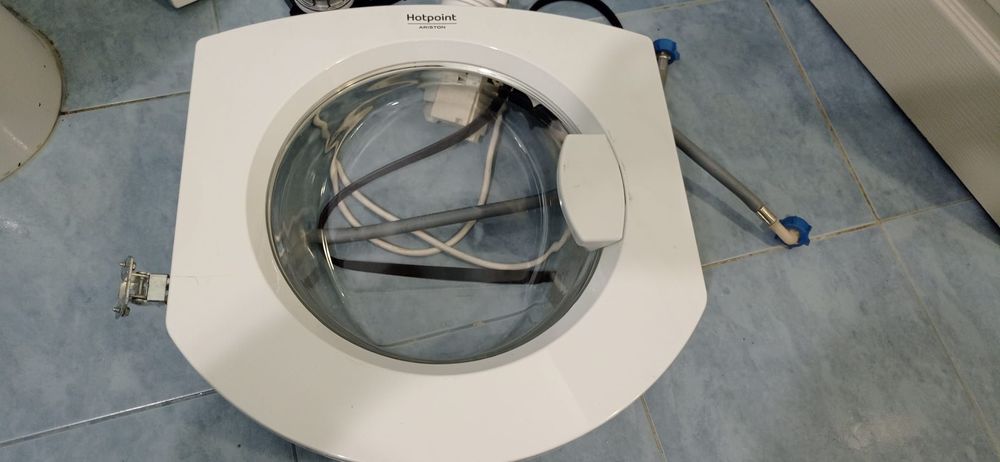 Резервни части за пералня Ariston Hot Point