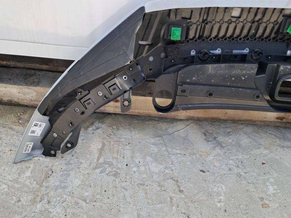 Преден панел Mazda CX30
