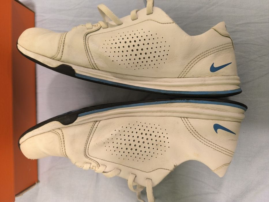 Nike номер 42.5 кожени маратонки