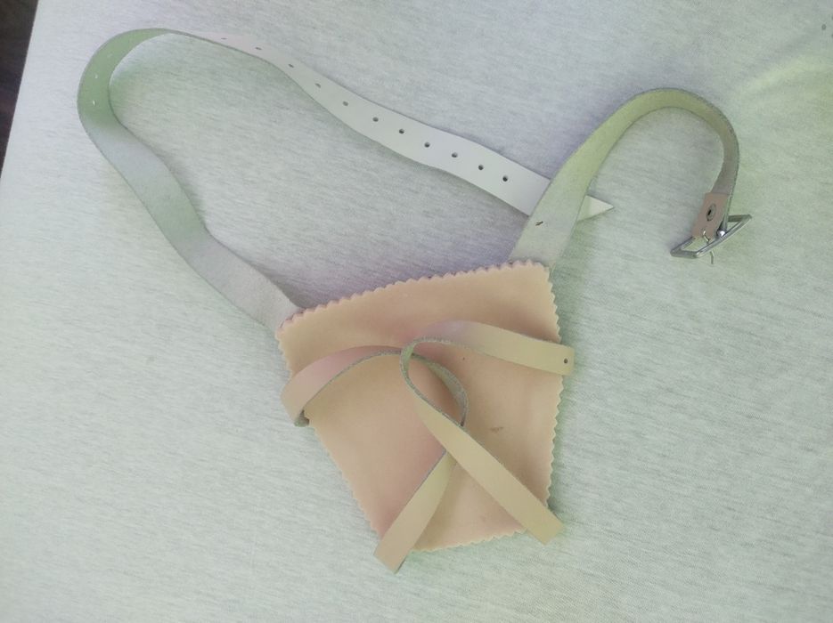 Dispozitiv orteza de indreptat coloana pt copii