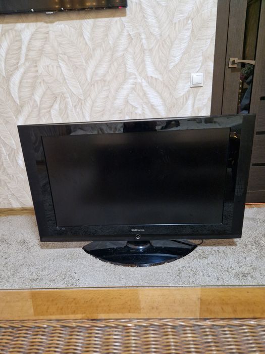 Продам телевизор