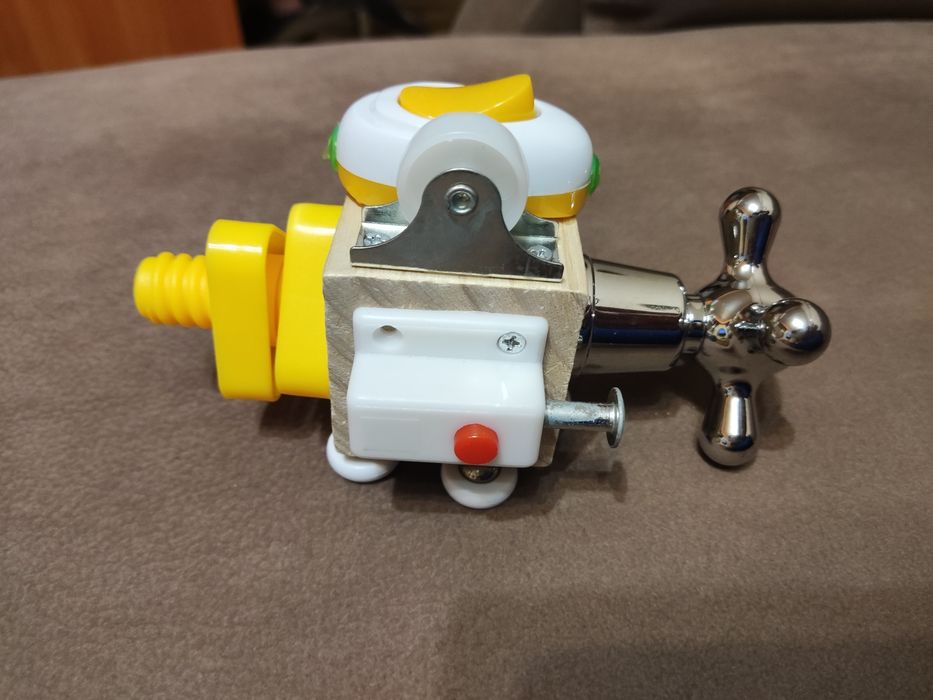 Дървено кубче 7 в 1 Монтесори