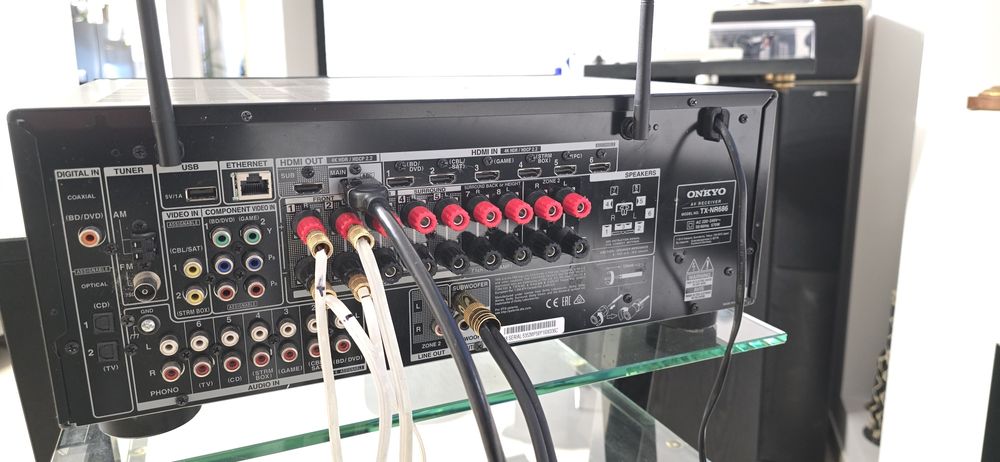 Receiver 7.2 Onkyo TX-NR686 Atmos Wifi Bluetooth 4k Usb Phono