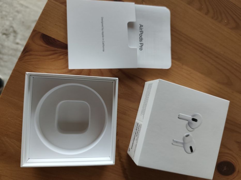 Кутия от Air Pods Pro