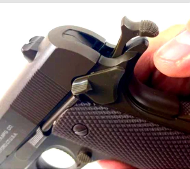 Игрушка железный пистолет