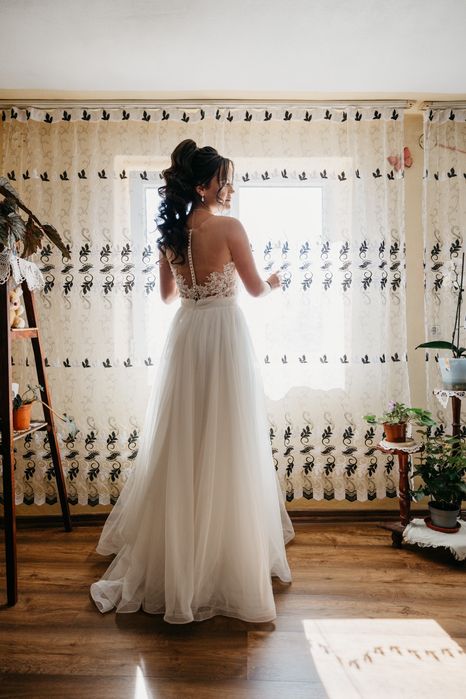 Vând rochie de mireasă
