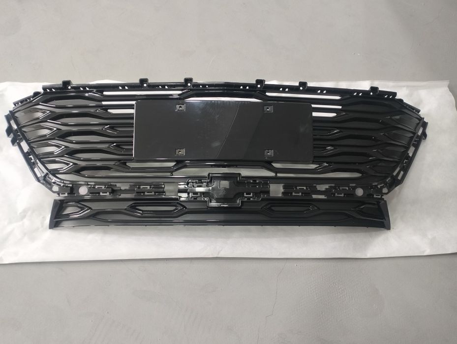 продам решетку радиатора