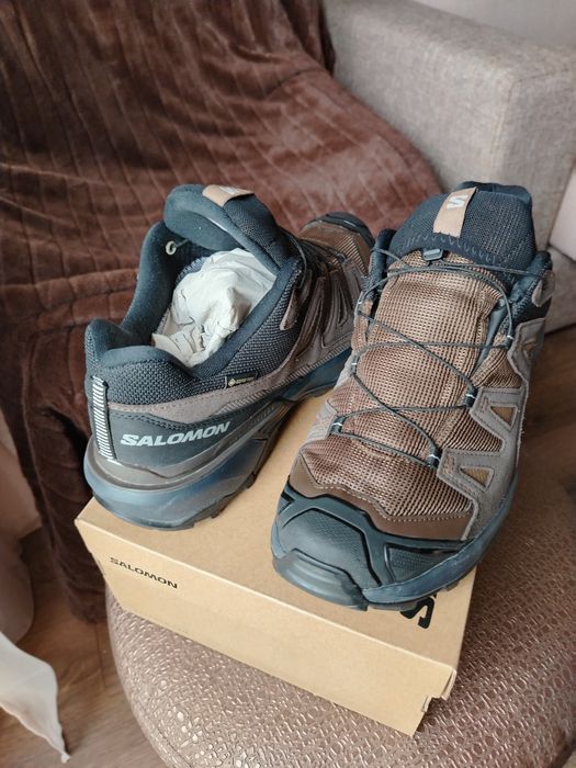 Мъжки туристически обувки. Salomon