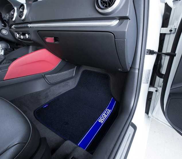 Универсални мокетни стелки Sparco - червени, сиви, сини или черни