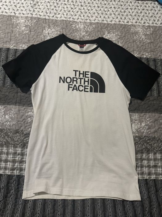 Лот от мъжки оригинални тениски Napapijri, The North Face, Diesel