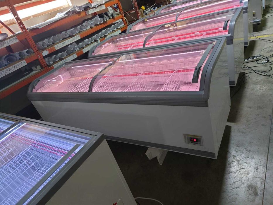 Lada Congelare sau Refrigerare AHT Miami 2,50m LED si Autodezghet