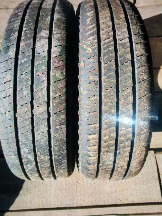Продам комплект шин размер 225/70R15
