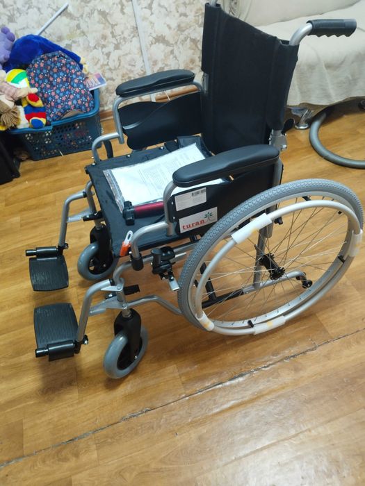 Коляска для инвалидов
