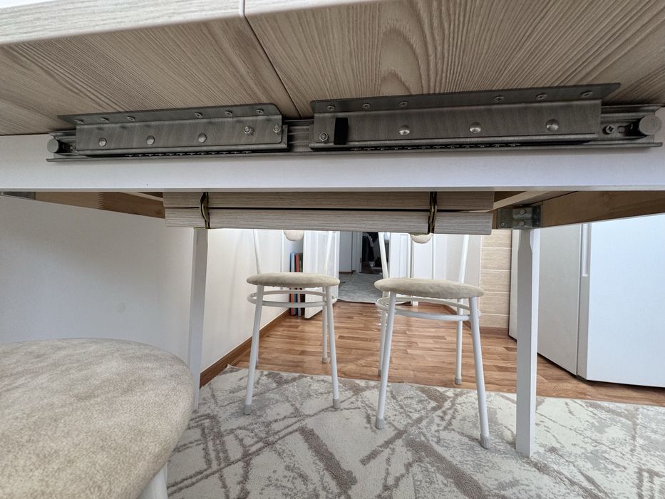 Продам стол со стульями