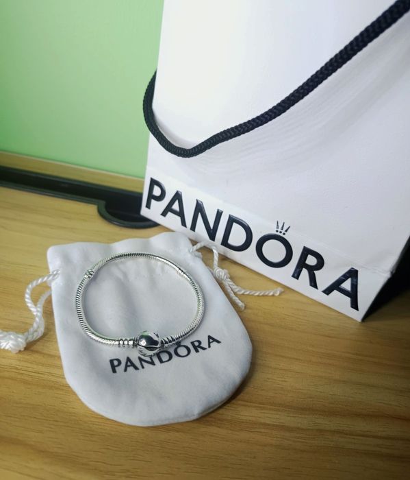 Оригинална гривна Pandora