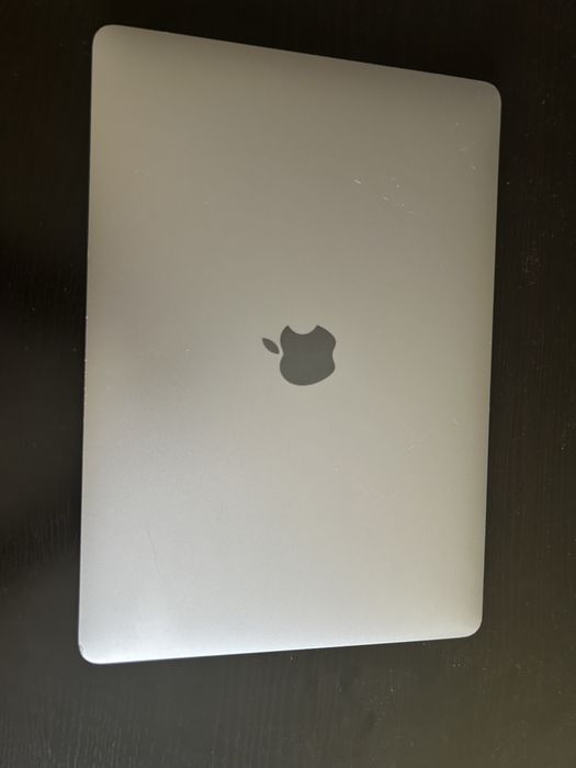 Macbook Pro A 1989 i5 16 GB RAM 500 GB SSD