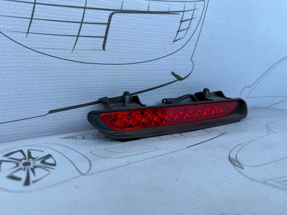 Lampa Frână Suplimentară Haion Chevrolet Orlando 2013 / 2011-2018 / Cod OEM 95031492 (5C2)