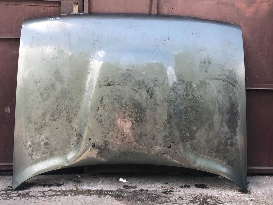 Преден капак Nissan Terrano 1997г