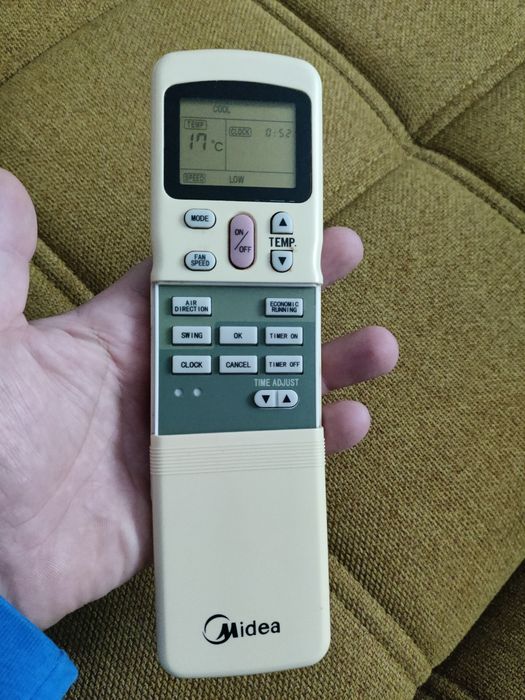 Климатик 12 дванайска Midea MSG-12HR в идеално техническо състояние!