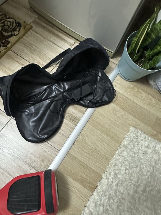 Haverboard rosu cu luminițe + încarcator geanta ,