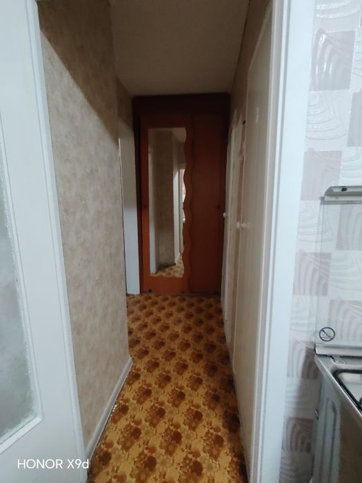 Сдам 2 комнатную квартиру.