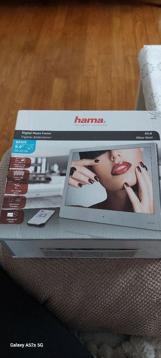 Vând rama digitala nouă la cutie