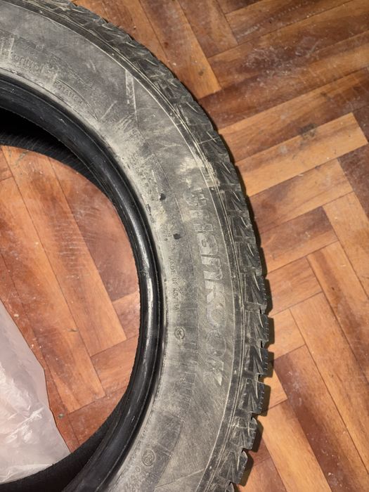 Покришка 18  225/60R18/100T