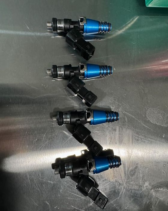 Ултразвуково почистване на бензинови и газови инжектори/дюзи