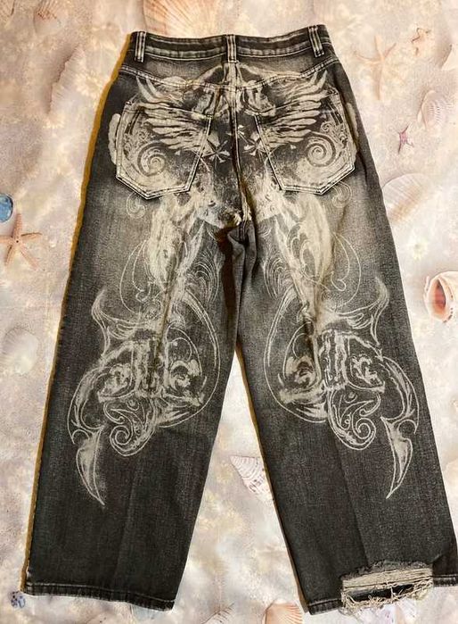 Blugi Jaded London de dama,dar unisex ,cu rupturi numar 30