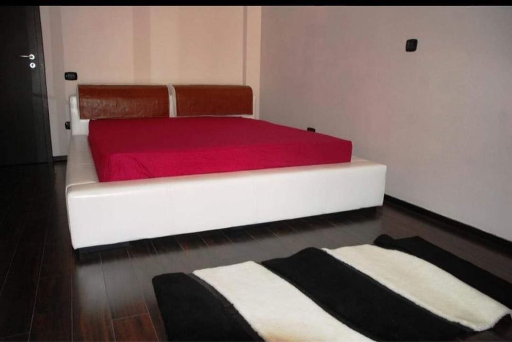 Apartament de inchiriat pe termen lung