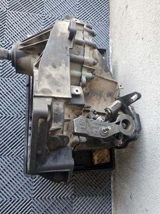 Cutie viteze Volkswagen T5 1.9 ~2.0 Tdi