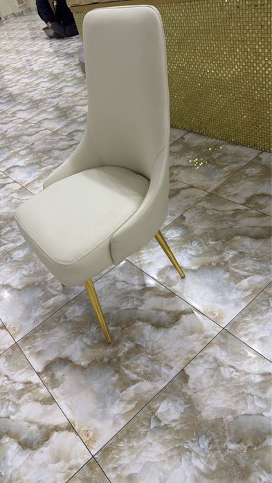 Продаем Стулья (новые)